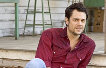 Johnny Knoxville dans un film des frères Farrelly