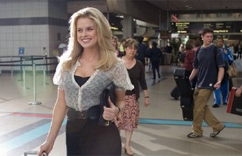 Alice Eve dans 1:30 Train