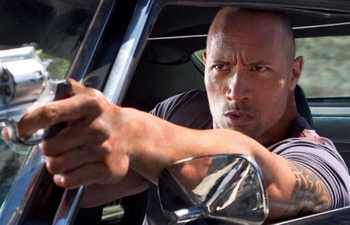 Dwayne Johnson se joint à Journey 2: The Mysterious Island