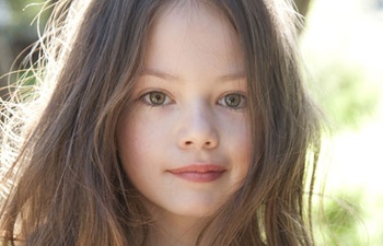 Mackenzie Foy sera Renesmee dans The Twilight Saga: Breaking Dawn