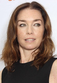 Julianne Nicholson