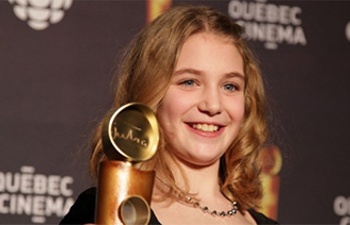 Sophie Nelisse charme Brian Percival