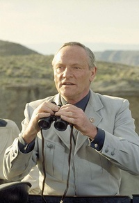 Julian Glover