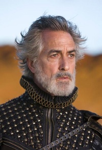 David Strathairn