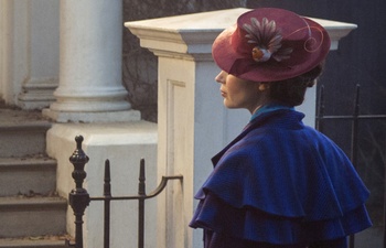 Une première image d'Emily Blunt dans le rôle de Mary Poppins