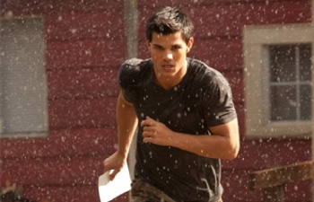 Taylor Lautner pourrait se joindre à Grown Ups 2