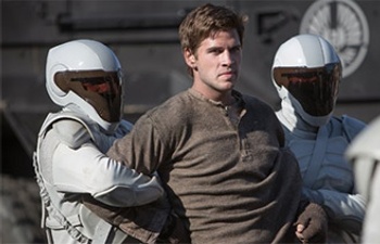 Liam Hemsworth rejoint Aurora Rising