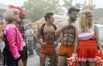 Découvrez la bande-annonce hilarante pour Neighbors 2: Sorority Rising