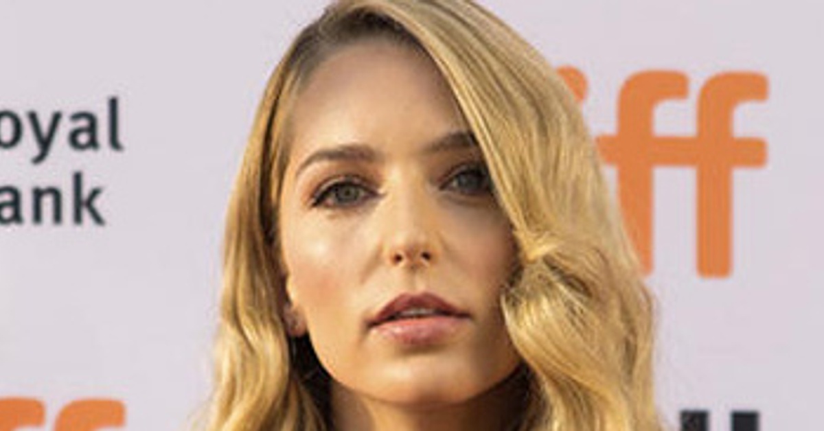 Jessica Rothe - Personnalité