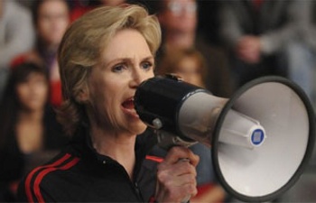 Jane Lynch incarnera la mère supérieure