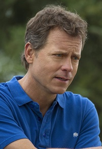 Greg Kinnear