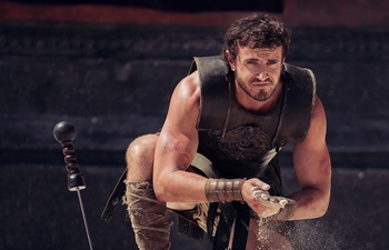 Paul Mescal et Pedro Pascal croisent le fer dans les premières images de Gladiator II