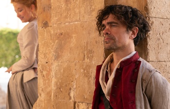 Bande-annonce : Peter Dinklage incarne Cyrano