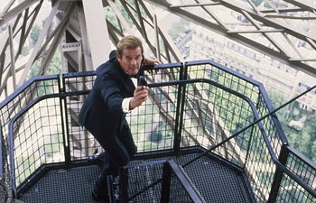 L'acteur Roger Moore, interprète de James Bond, est décédé