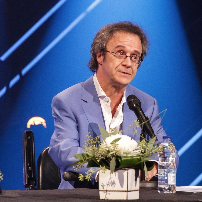 Stéphane Laporte - Auteur, Producteur associé, Réalisateur | Qui Joue Qui ?