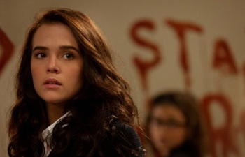 Bande-annonce de Vampire Academy: Blood Sisters