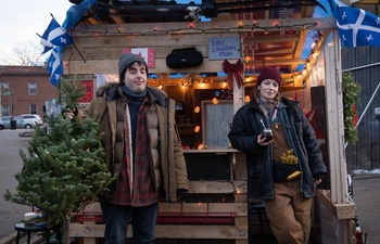 Sapin$ : Un film de Noël québécois qui n'essaie pas de vous passer un... sapin!