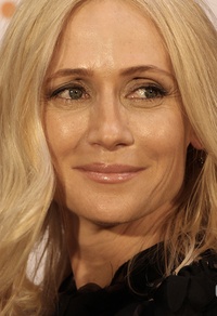 Kelly Rowan