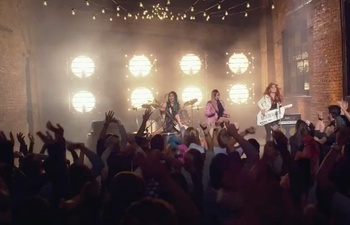 Bande-annonce de Jem and the Holograms