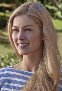 Rosamund Pike