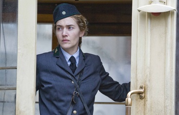 Kate Winslet incarnera la célèbre photographe et mannequin Lee Miller