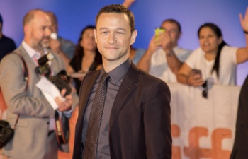 Tapis rouge du film Snowden avec Joseph Gordon-Levitt au TIFF 2016