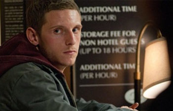 Jamie Bell et Tilda Swinton dans Snow Piercer