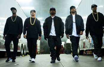 Box-office nord-américain : Straight Outta Compton reste premier