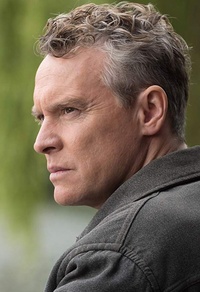 Tate Donovan