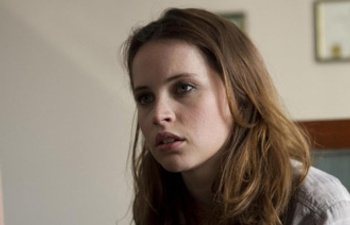 Felicity Jones incarnera l'héroïne du film The Invisible Woman