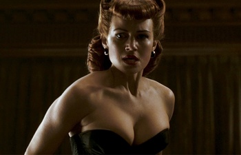 Carla Gugino dans Mr. Popper's Penguins