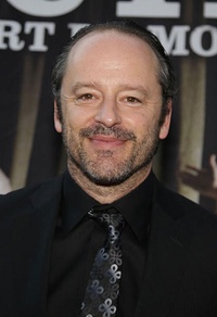 Gil Bellows