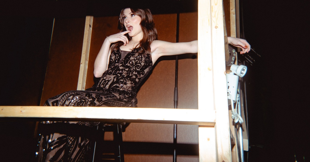  « En direct de lunivers » : Mia Tinayre impressionne avec une reprise dun classique de Céline Dion