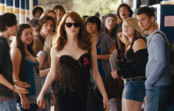 Bande-annonce de la comédie romantique Easy A