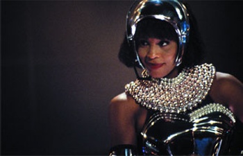 Warner Bros. prépare un remake du film The Bodyguard