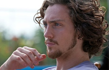 Aaron Taylor-Johnson considéré pour Godzilla