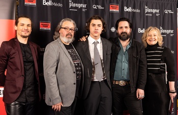 Tapis bleu pour Le Plongeur de Francis Leclerc aux RVQC