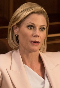 Julie Bowen