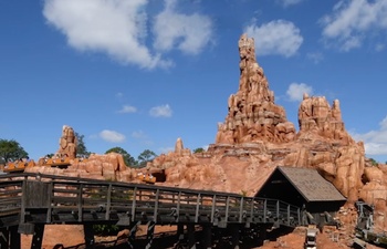 Disney prépare un film sur son manège Big Thunder Mountain Railroad