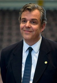 Danny Huston