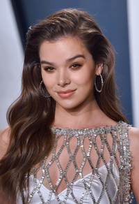 Hailee Steinfeld