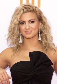 Tori Kelly